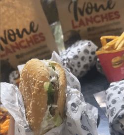 Foto de perfil do Ronald para a seção de avaliações.